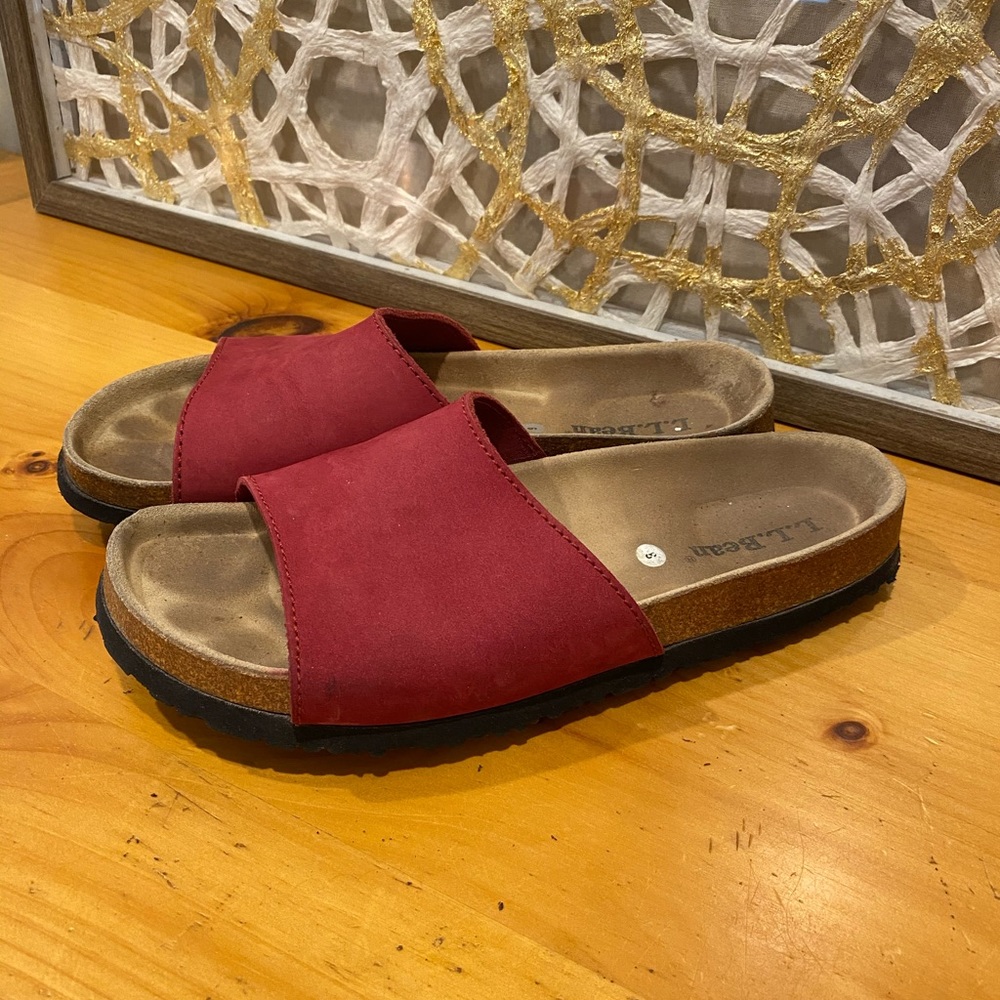 L.L. Bean Slide Sandals Size 8.